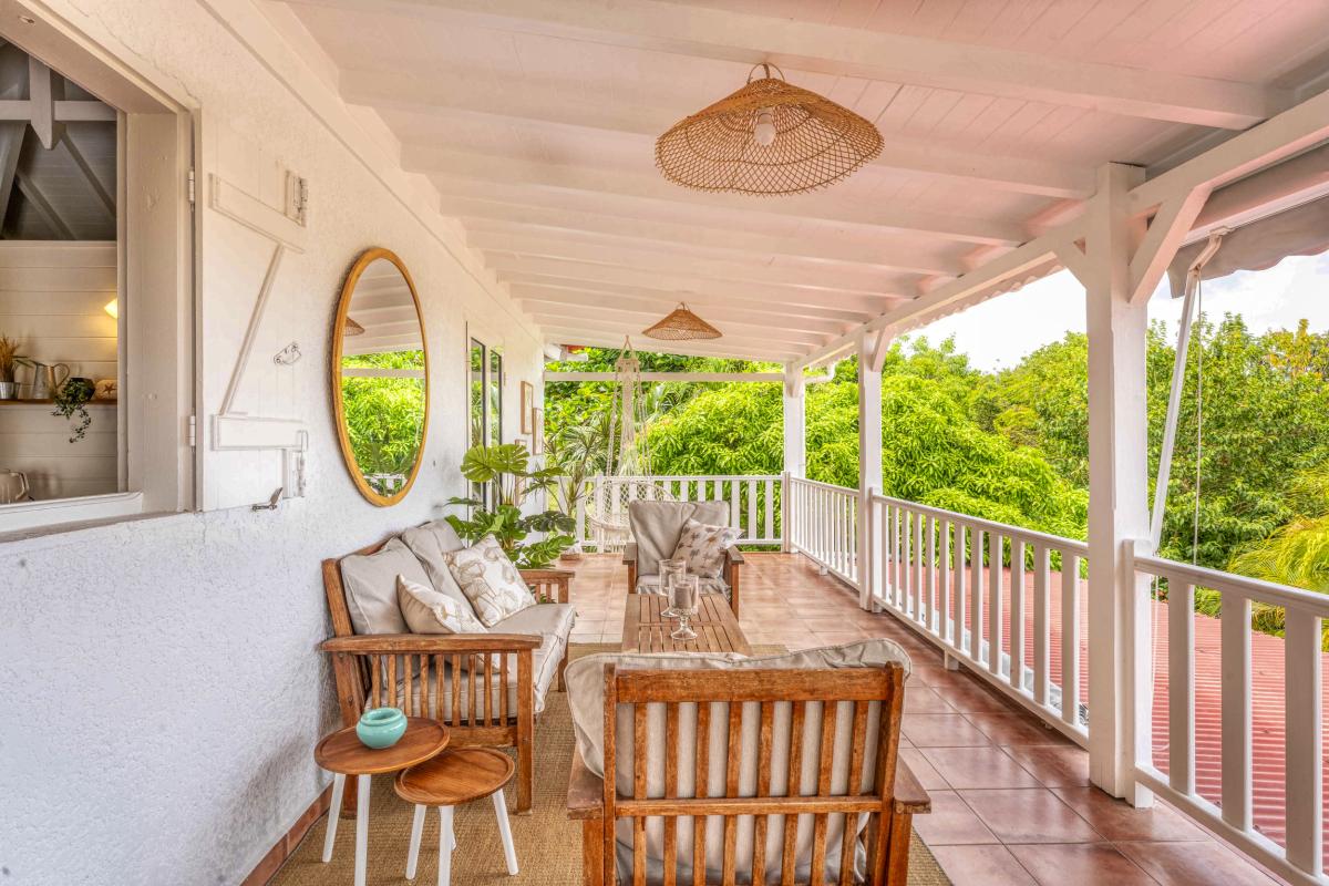5.A louer villa avec piscine et Grand bourg-Marie-Galante